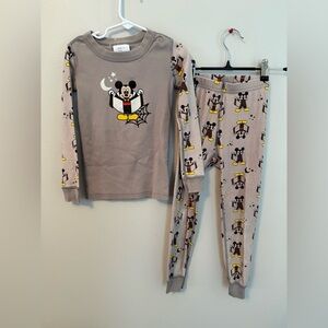 Hanna Andersson Disney Halloween Mickey Mouse Pajamas
